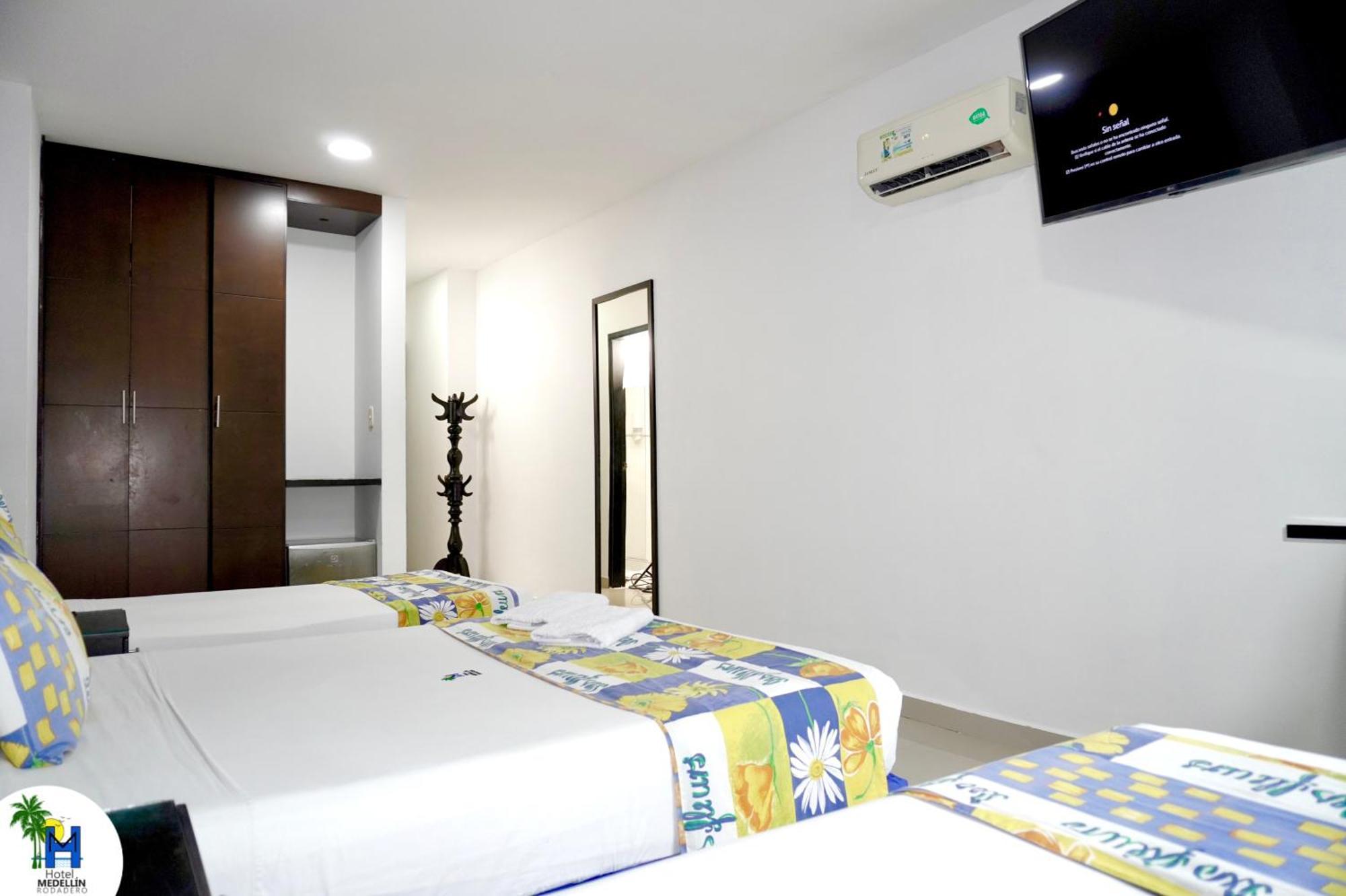 Hotel Medellin Rodadero Gaira Exteriör bild